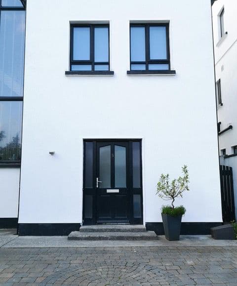 Full Roofline Replacement photo 3